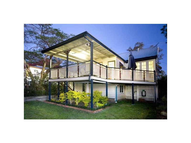 22 Vanda Street, Woolloongabba QLD 4102