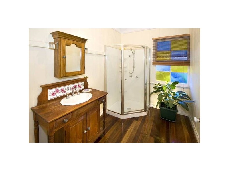 22 Vanda Street, Woolloongabba QLD 4102