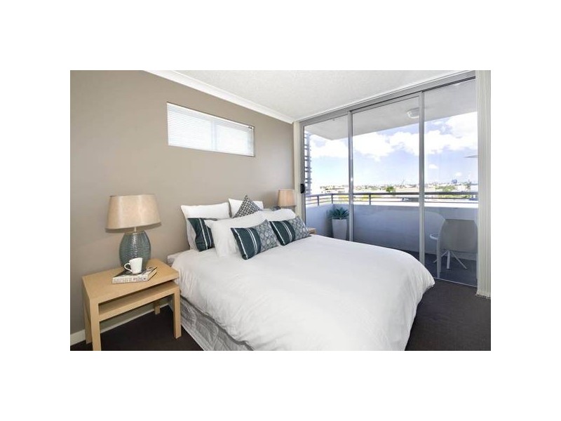 615/8 Cordelia Street, South Brisbane QLD 4101