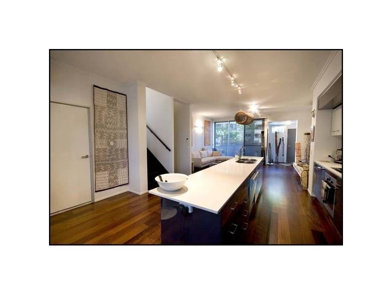 73/97 Lambert Street, Kangaroo Point QLD 4169