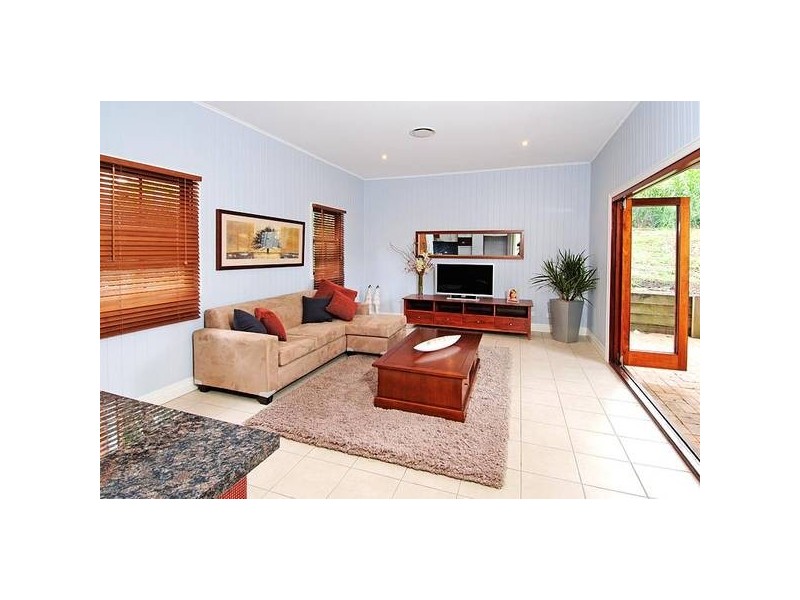 56 Gloucester Street, Highgate Hill QLD 4101