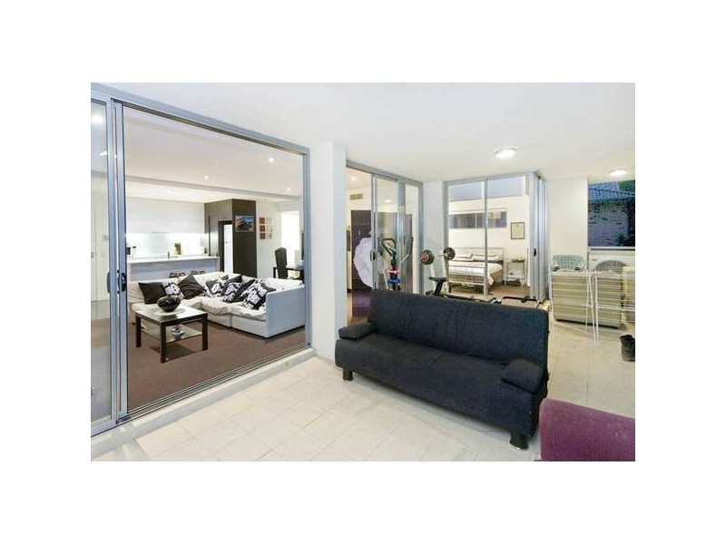 201/18-20 Paradise Street, Highgate Hill QLD 4101