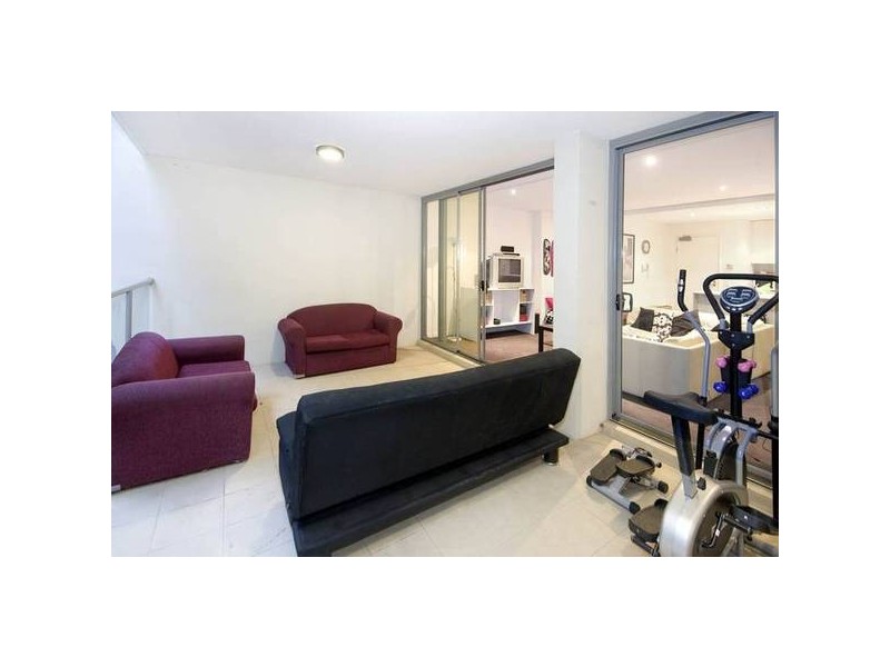 201/18-20 Paradise Street, Highgate Hill QLD 4101