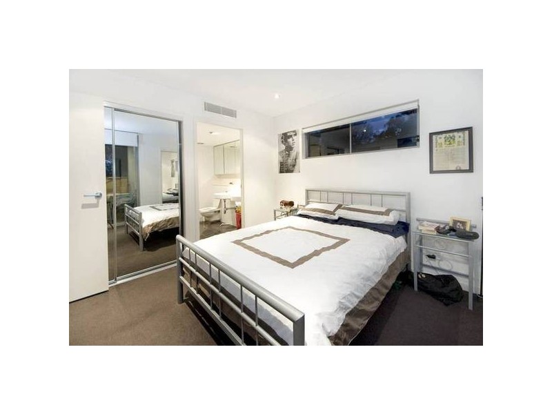 201/18-20 Paradise Street, Highgate Hill QLD 4101