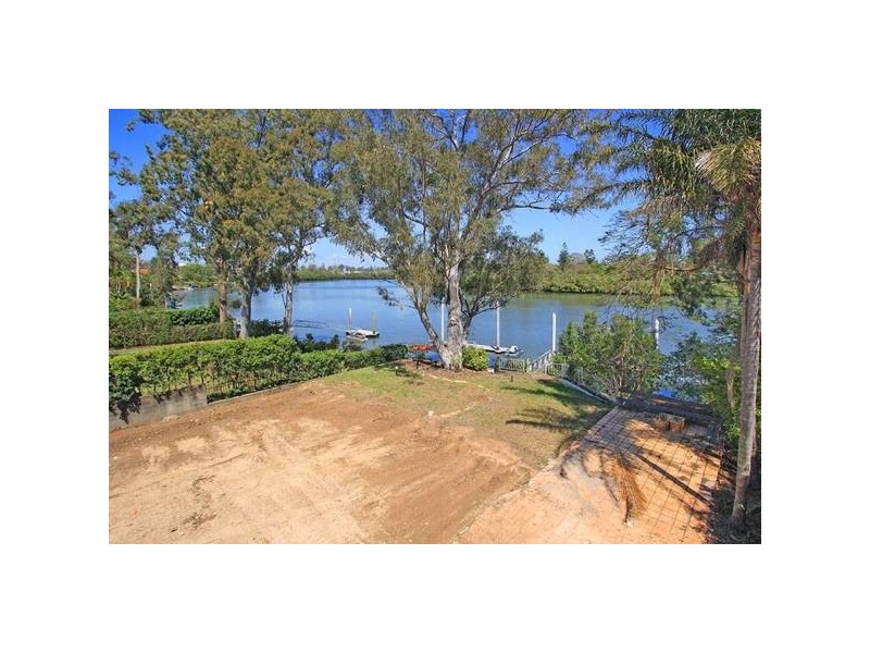 27 Feez Street, Yeronga QLD 4104