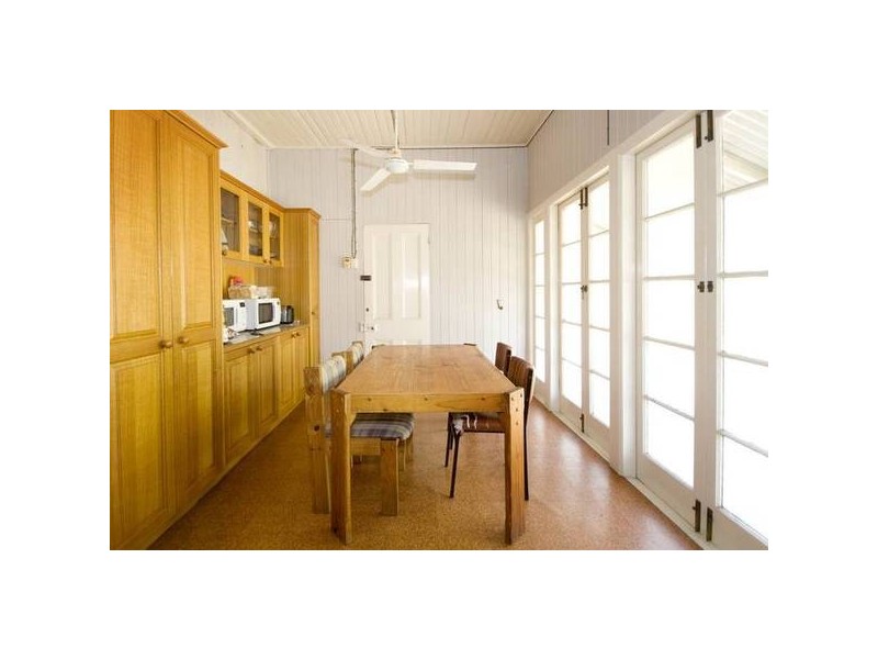 21 Brook Street, Highgate Hill QLD 4101