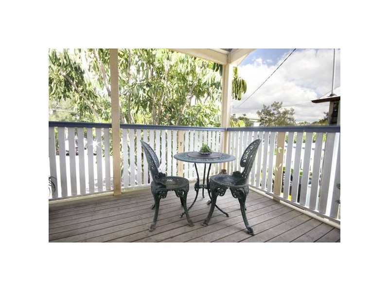 21 Ambleside Street, West End QLD 4101