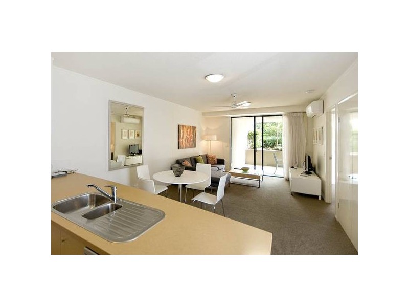 75/15 Goodwin Street, Kangaroo Point QLD 4169