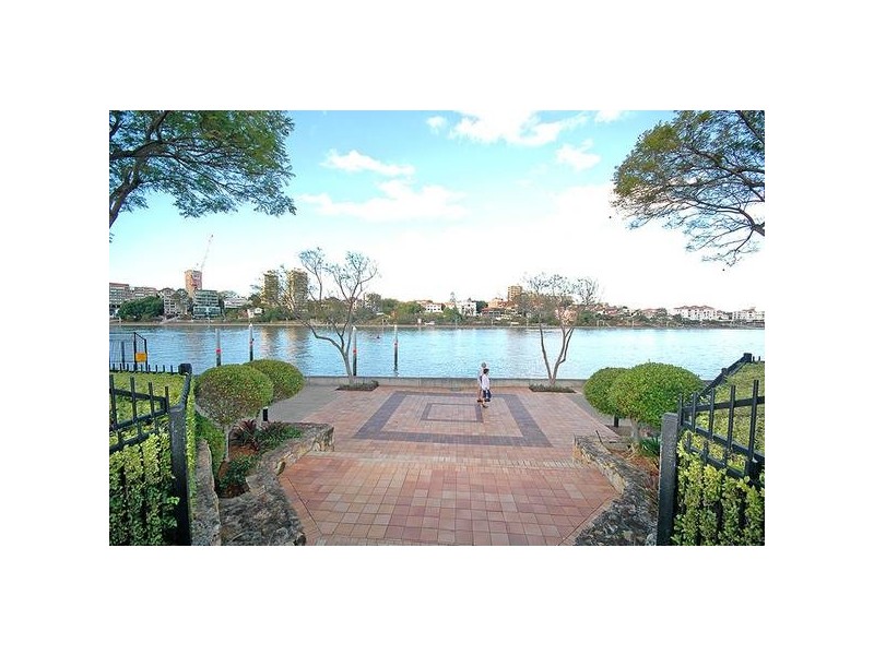 5086/55 Baildon Street, Kangaroo Point QLD 4169