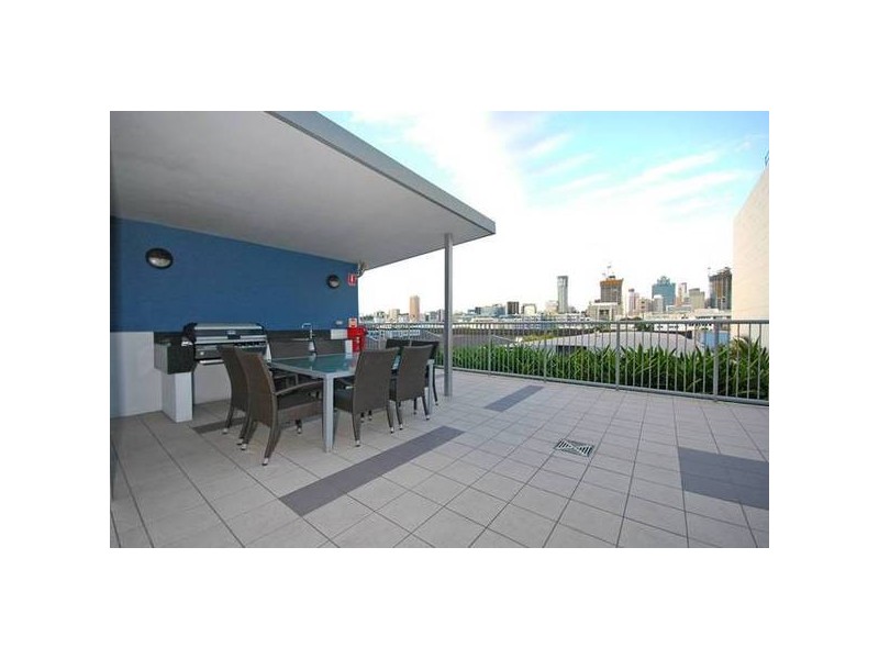 305/8 Cordelia Street, South Brisbane QLD 4101