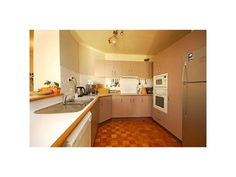 104/98 Holman Street, Kangaroo Point QLD 4169