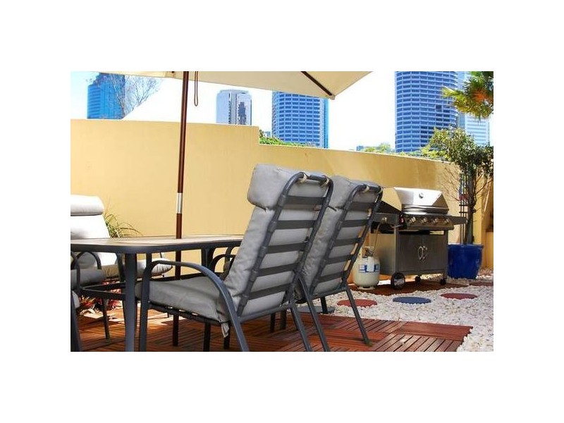 104/98 Holman Street, Kangaroo Point QLD 4169