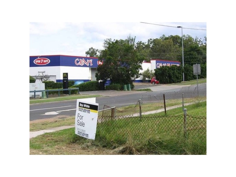 3 William, Goodna QLD 4300