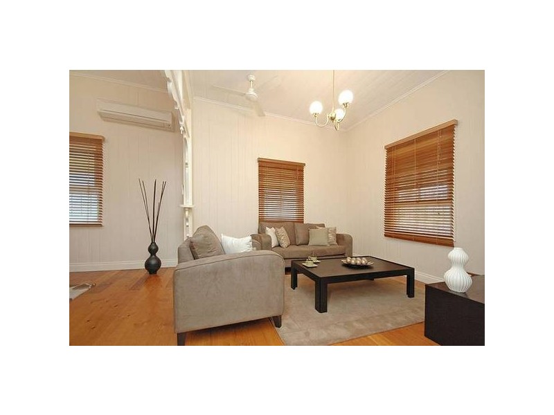 37 Sinclair Street, Kangaroo Point QLD 4169