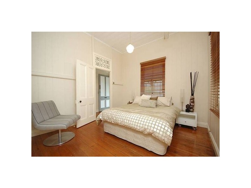 37 Sinclair Street, Kangaroo Point QLD 4169