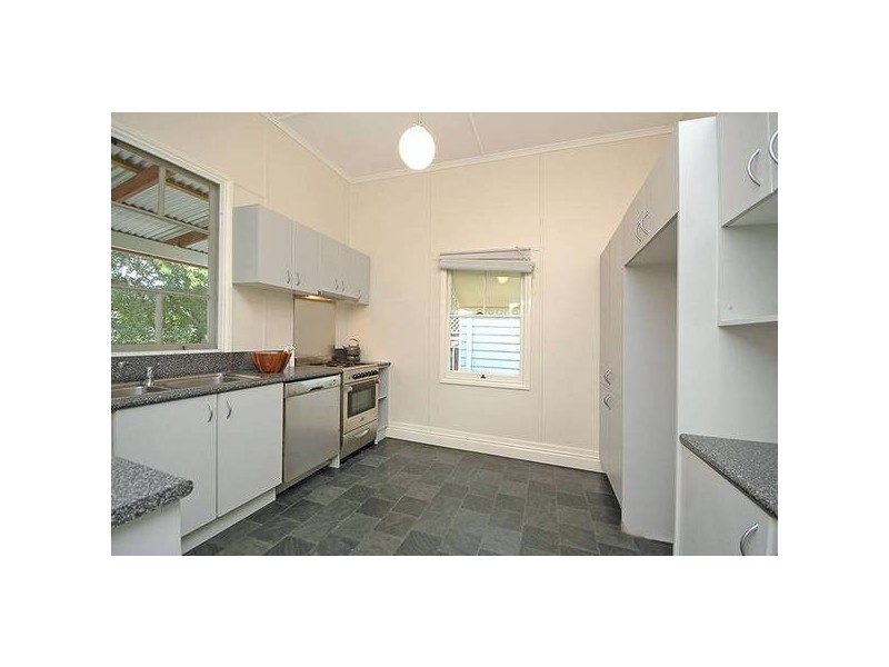 37 Sinclair Street, Kangaroo Point QLD 4169