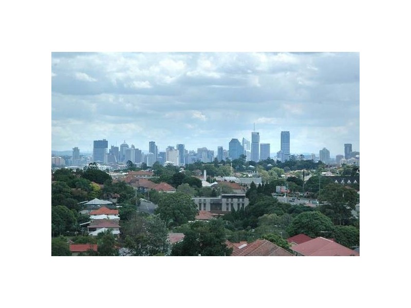 19 Castle Hill Street, Holland Park West QLD 4121