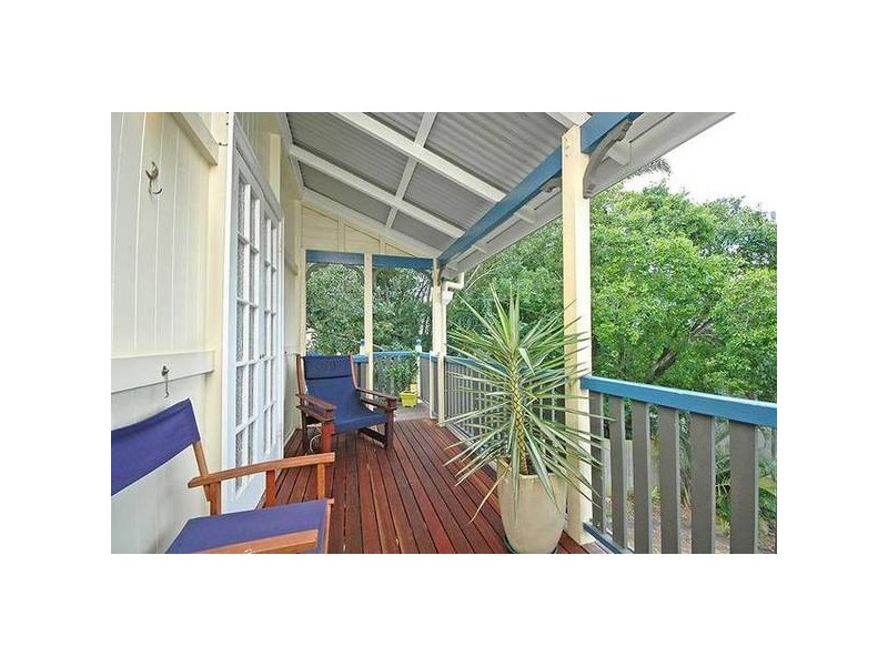 50 Railway Terrace, Dutton Park QLD 4102