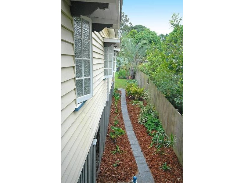 50 Railway Terrace, Dutton Park QLD 4102