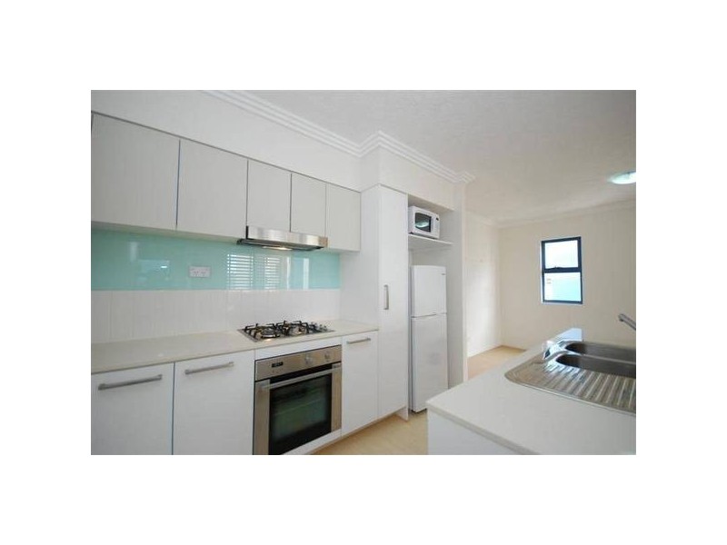 803 Stanley Street, Woolloongabba QLD 4102