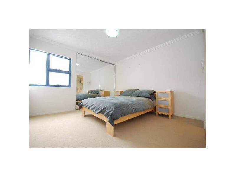 803 Stanley Street, Woolloongabba QLD 4102