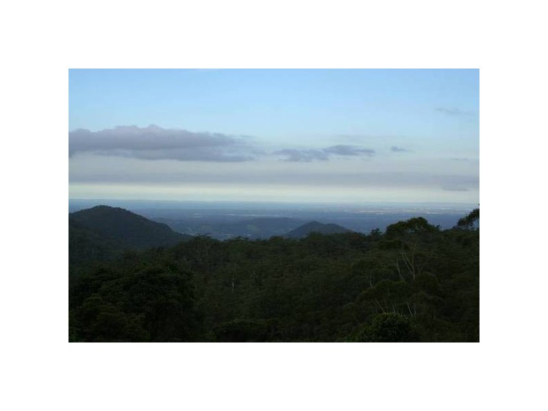 16 Attunga Lane, Mount Glorious QLD 4520