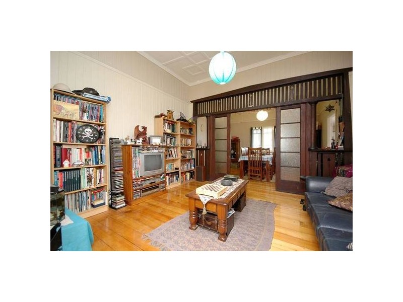153 Annerley Road, Dutton Park QLD 4102