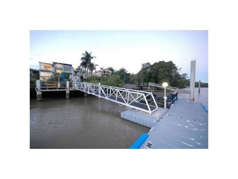 15 Avebury Street, West End QLD 4101