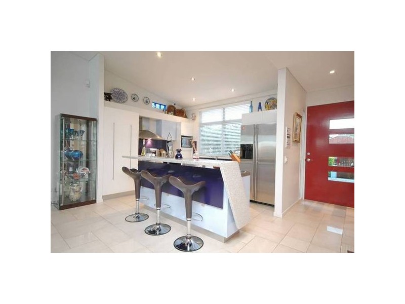 15 Avebury Street, West End QLD 4101