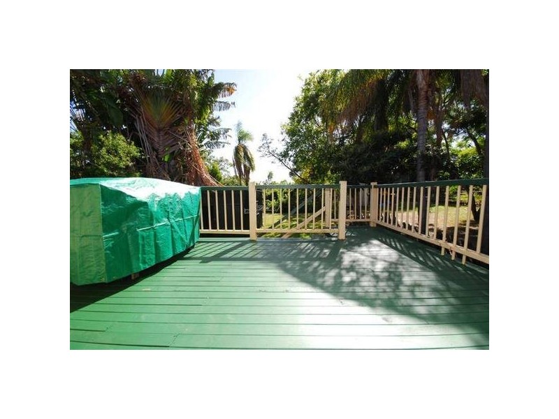 36 Gray Road, West End QLD 4101