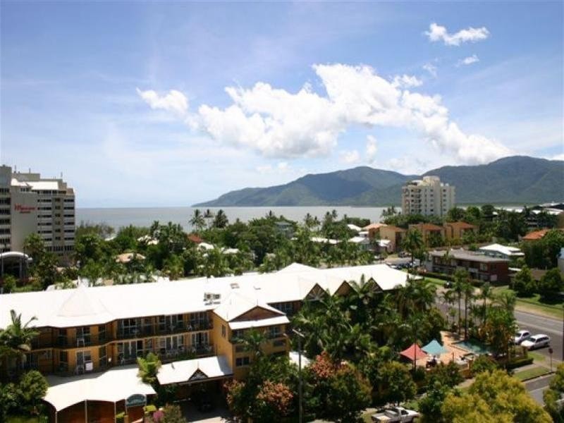 21 Digger Street, Cairns North QLD 4870