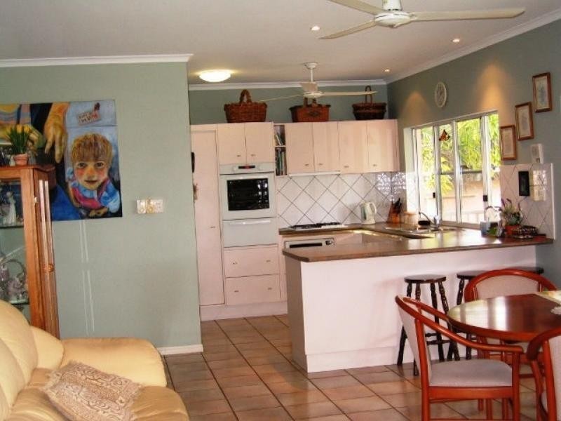 21A Minerva Avenue, Mooroobool QLD 4870