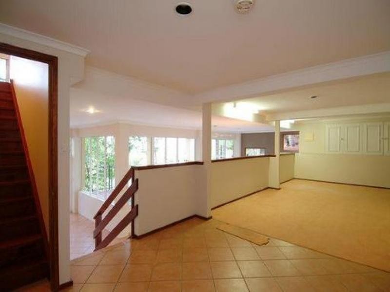 5 Woodlands Avenue, Edge Hill QLD 4870