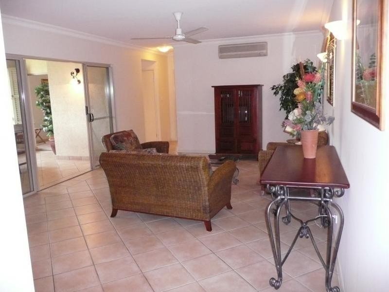 373 McLeod Street, Cairns North QLD 4870