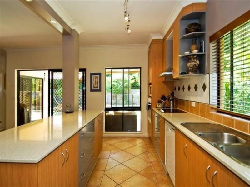 16 Dan Jones Street, Bentley Park QLD 4869