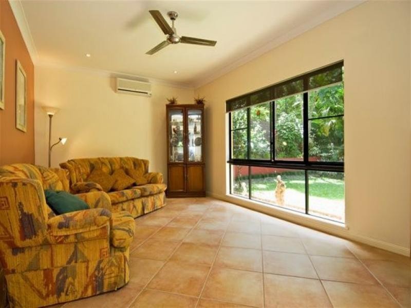 16 Dan Jones Street, Bentley Park QLD 4869