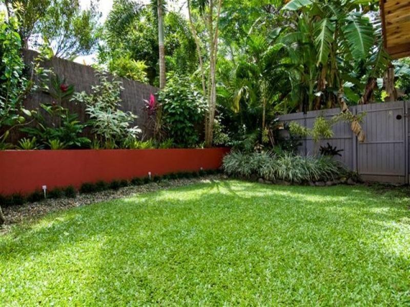 16 Dan Jones Street, Bentley Park QLD 4869