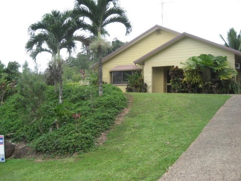 157 Currawong Street, Bayview Heights QLD 4868