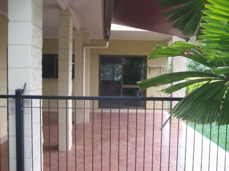 157 Currawong Street, Bayview Heights QLD 4868