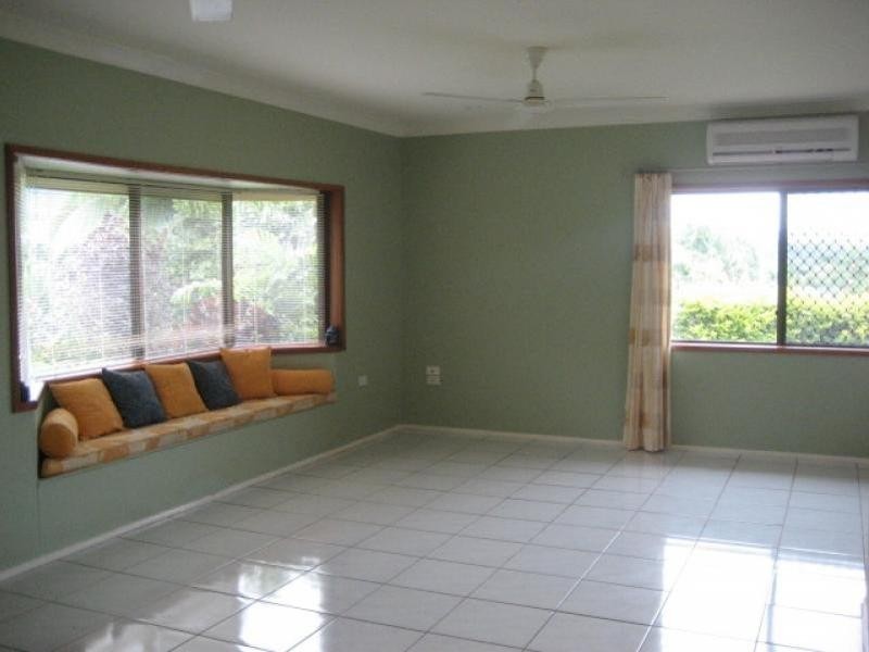 157 Currawong Street, Bayview Heights QLD 4868