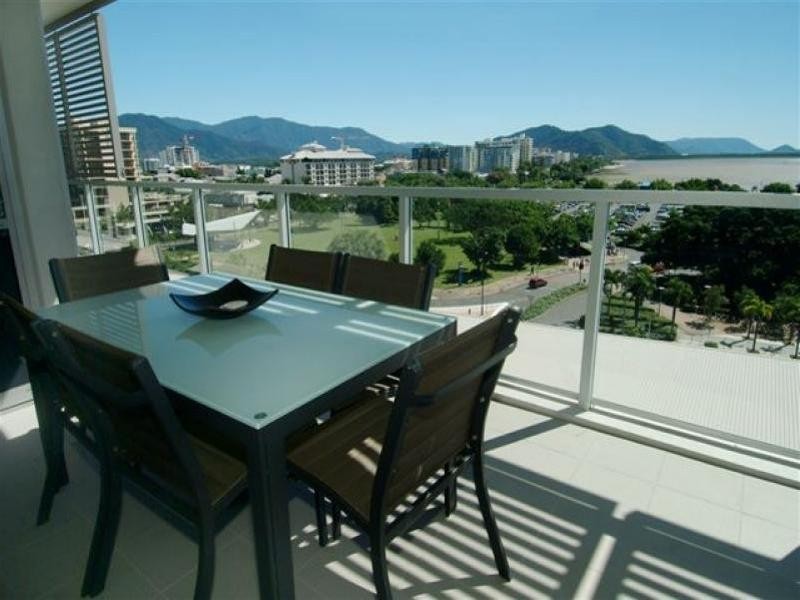 1 Marlin Parade, Cairns QLD 4870