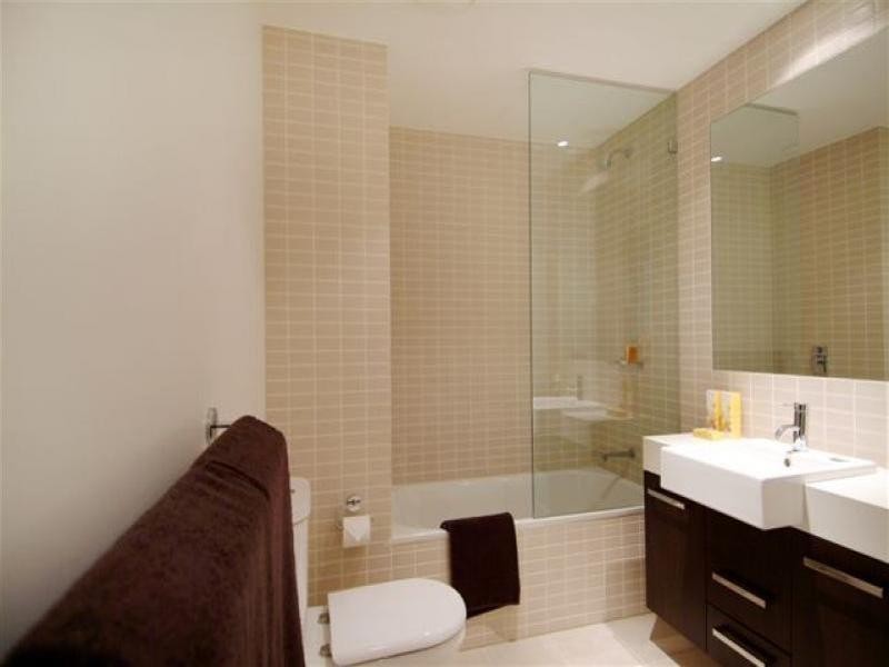 1 Marlin Parade, Cairns QLD 4870