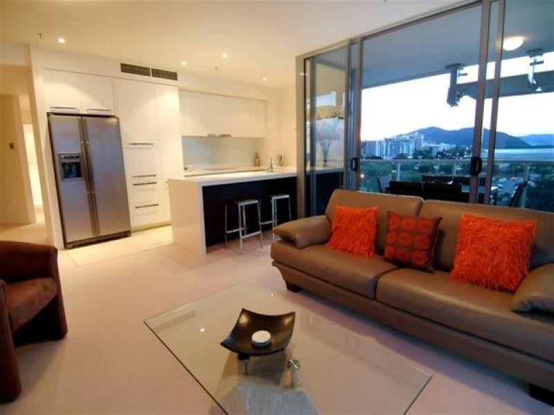 1 Marlin Parade, Cairns QLD 4870