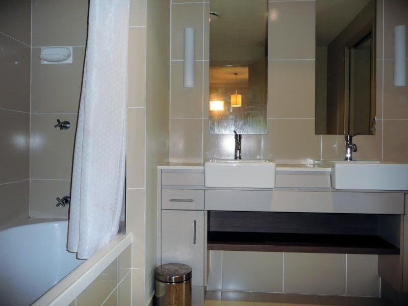 13 Mann Street, Westcourt QLD 4870