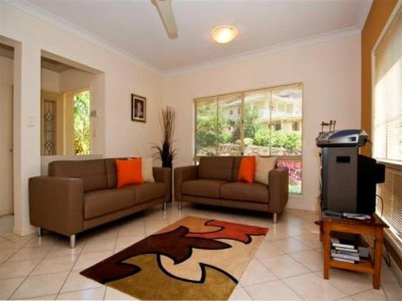 16 Hussar Close, Kanimbla QLD 4870
