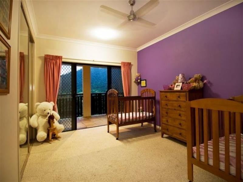 4 Lichen Close, Redlynch QLD 4870