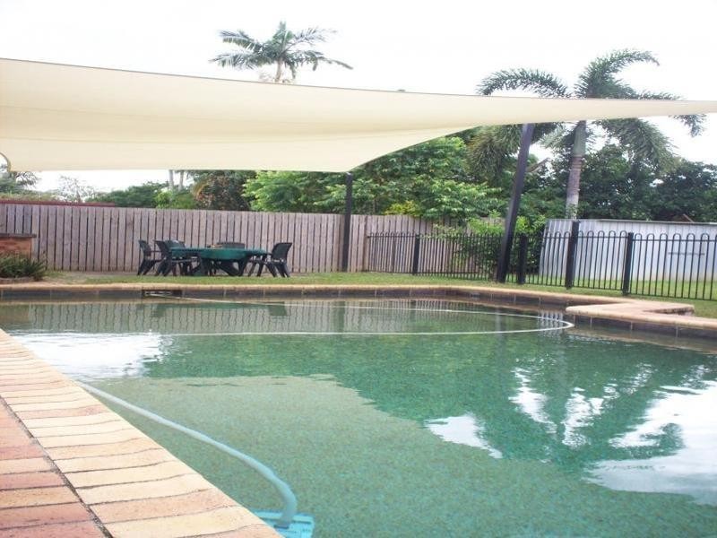 4 Frances Street, Mooroobool QLD 4870