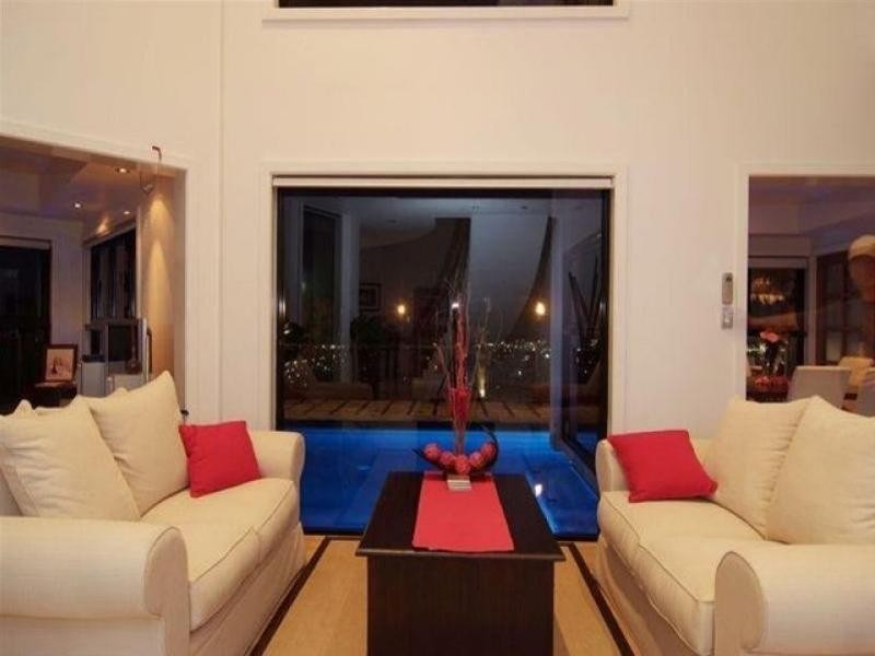 8 The Peak, Whitfield QLD 4870