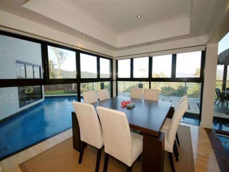 8 The Peak, Whitfield QLD 4870