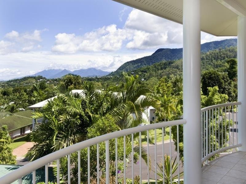 40 Summer Hill Drive, Cairns QLD 4870